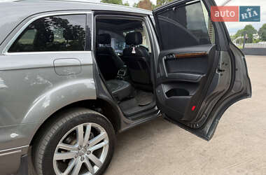 Внедорожник / Кроссовер Audi Q7 2011 в 
