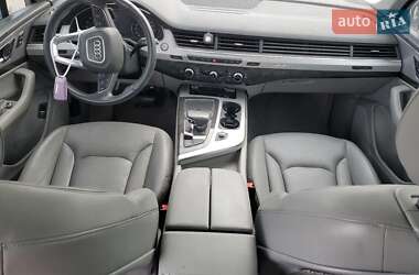 Внедорожник / Кроссовер Audi Q7 2018 в 