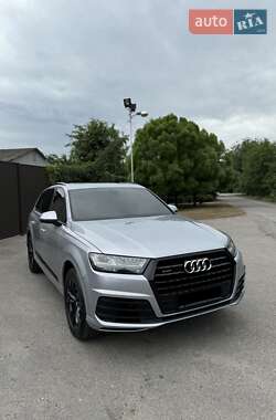 Внедорожник / Кроссовер Audi Q7 2018 в Днепре