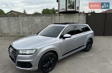 Внедорожник / Кроссовер Audi Q7 2018 в 