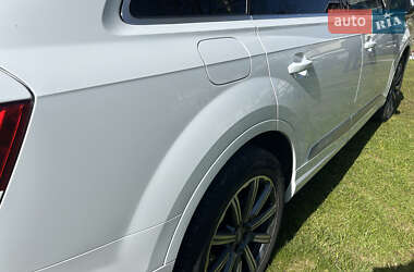 Внедорожник / Кроссовер Audi Q7 2019 в 
