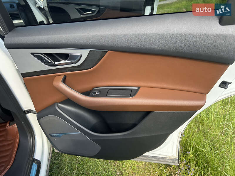 Внедорожник / Кроссовер Audi Q7 2019 в Львове