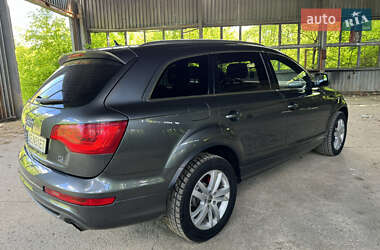 Внедорожник / Кроссовер Audi Q7 2011 в 