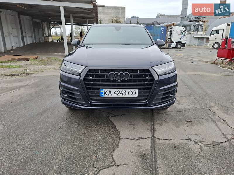Внедорожник / Кроссовер Audi Q7 2016 в Киеве фото 2 Внедорожник / Кроссовер Audi Q7 2016 в Киеве