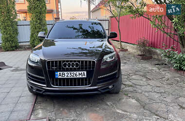 Внедорожник / Кроссовер Audi Q7 2011 в 