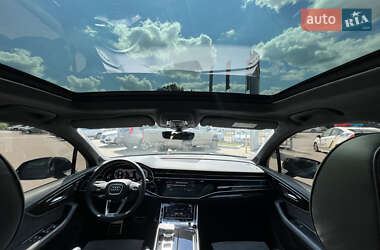Внедорожник / Кроссовер Audi Q7 2023 в 