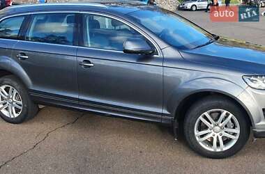 Внедорожник / Кроссовер Audi Q7 2013 в 