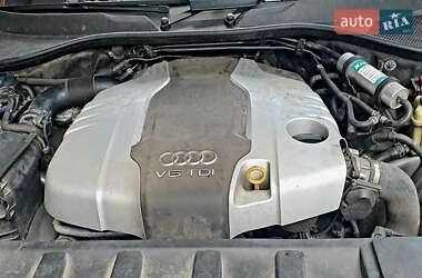 Внедорожник / Кроссовер Audi Q7 2013 в 
