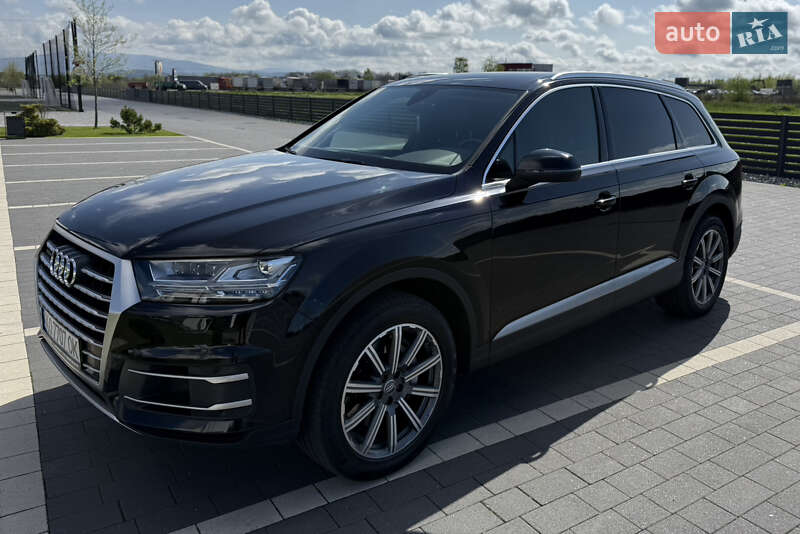 Внедорожник / Кроссовер Audi Q7 2018 в Мукачево