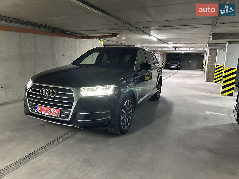 Внедорожник / Кроссовер Audi Q7 2017 в Тернополе