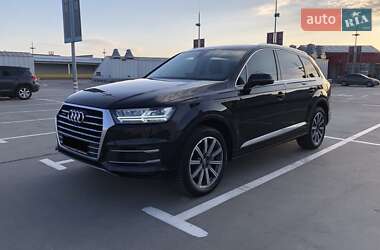 Внедорожник / Кроссовер Audi Q7 2019 в 