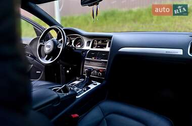 Внедорожник / Кроссовер Audi Q7 2012 в 