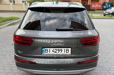 Внедорожник / Кроссовер Audi Q7 2018 в 