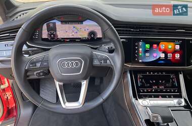 Позашляховик / Кросовер Audi Q7 2020 в 