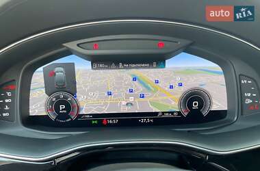 Позашляховик / Кросовер Audi Q7 2020 в 