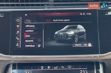 Позашляховик / Кросовер Audi Q7 2020 в 
