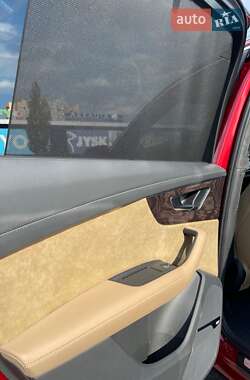 Позашляховик / Кросовер Audi Q7 2020 в 