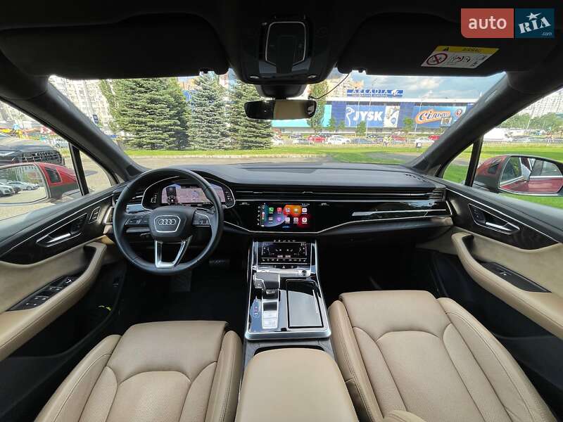 Внедорожник / Кроссовер Audi Q7 2020 в Киеве