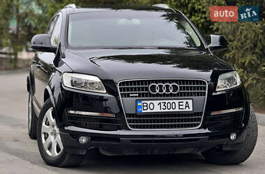 Внедорожник / Кроссовер Audi Q7 2007 в 
