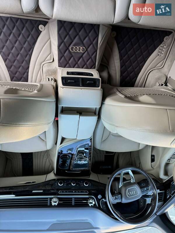Позашляховик / Кросовер Audi Q7 2017 в Тернополі