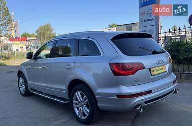 Позашляховик / Кросовер Audi Q7 2007 в 