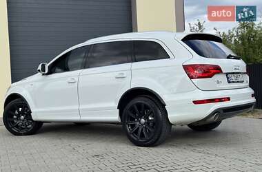 Внедорожник / Кроссовер Audi Q7 2012 в 