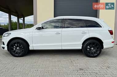 Внедорожник / Кроссовер Audi Q7 2012 в 