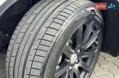 Внедорожник / Кроссовер Audi Q7 2012 в 