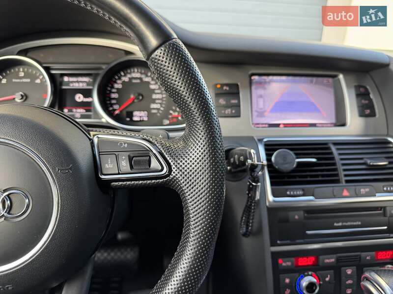 Внедорожник / Кроссовер Audi Q7 2012 в Стрые