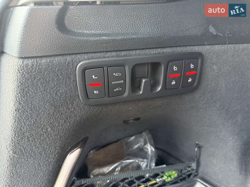 Позашляховик / Кросовер Audi Q7 2016 в Вінниці