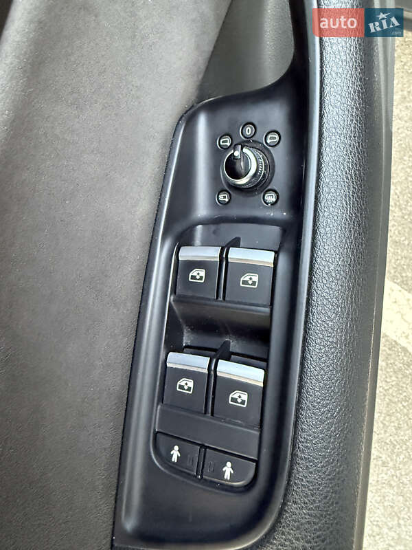 Позашляховик / Кросовер Audi Q7 2016 в Вінниці