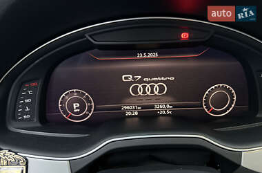 Позашляховик / Кросовер Audi Q7 2016 в 