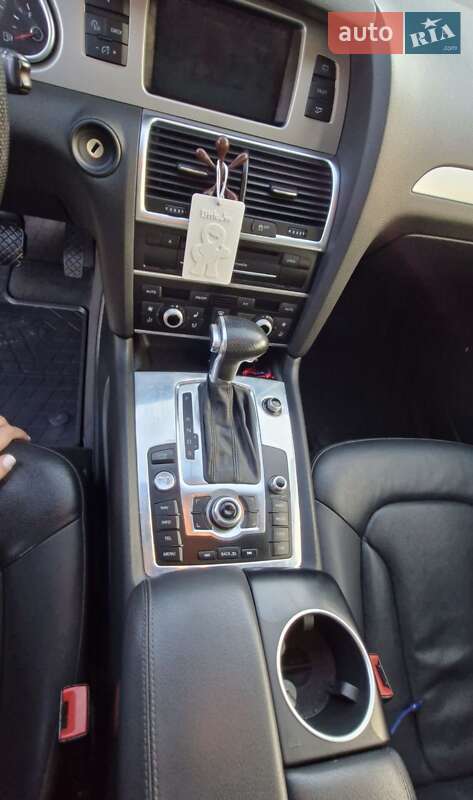 Внедорожник / Кроссовер Audi Q7 2015 в Броварах