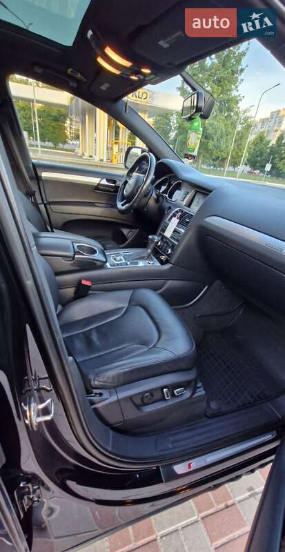 Внедорожник / Кроссовер Audi Q7 2015 в Броварах