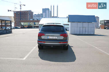 Позашляховик / Кросовер Audi Q7 2014 в 