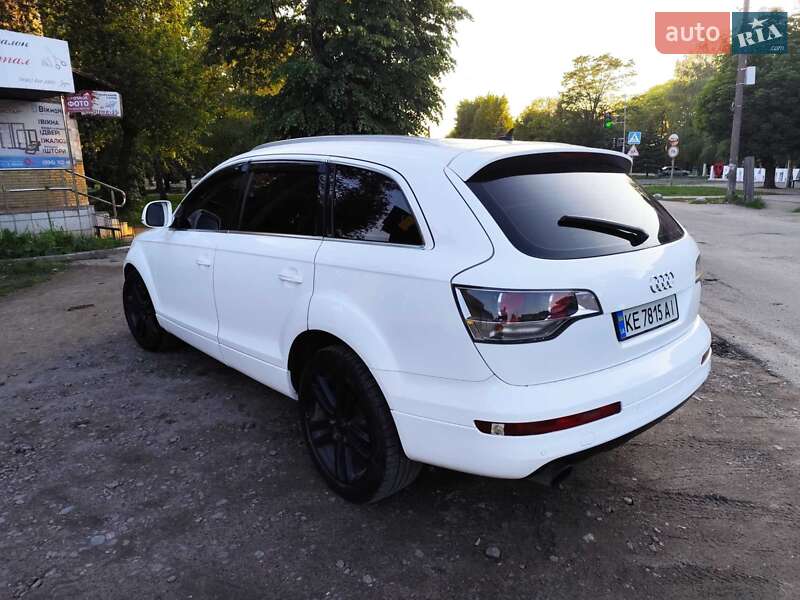 Внедорожник / Кроссовер Audi Q7 2006 в Пятихатках фото 2 Внедорожник / Кроссовер Audi Q7 2006 в Пятихатках
