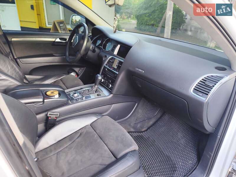 Внедорожник / Кроссовер Audi Q7 2006 в Пятихатках фото 15 Внедорожник / Кроссовер Audi Q7 2006 в Пятихатках