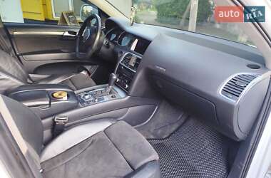 Внедорожник / Кроссовер Audi Q7 2006 в 