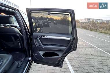 Внедорожник / Кроссовер Audi Q7 2010 в 