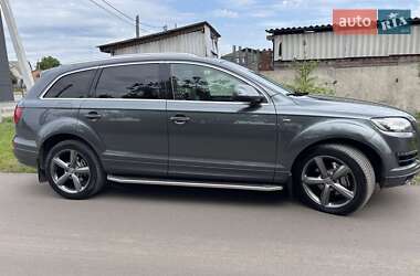 Внедорожник / Кроссовер Audi Q7 2009 в 