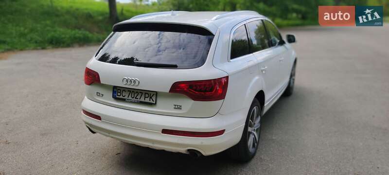 Позашляховик / Кросовер Audi Q7 2011 в Львові