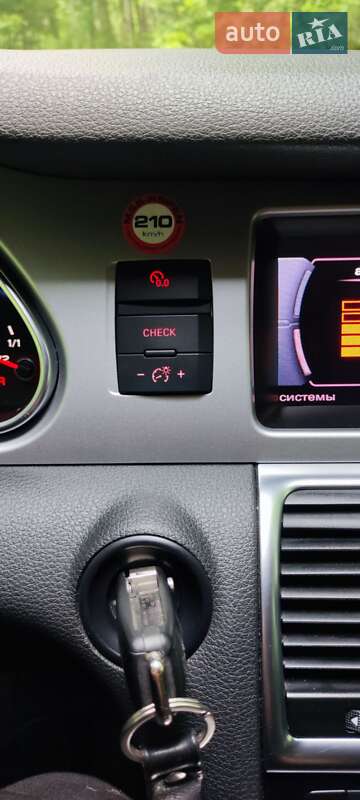 Позашляховик / Кросовер Audi Q7 2011 в Львові