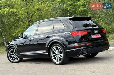 Внедорожник / Кроссовер Audi Q7 2019 в 