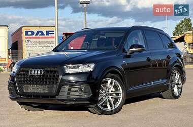 Внедорожник / Кроссовер Audi Q7 2019 в 