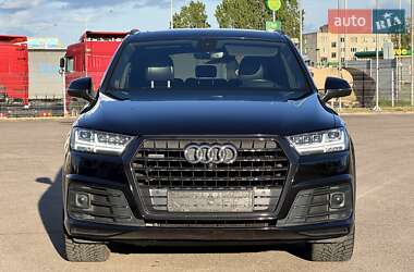 Внедорожник / Кроссовер Audi Q7 2019 в 