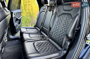 Внедорожник / Кроссовер Audi Q7 2019 в 