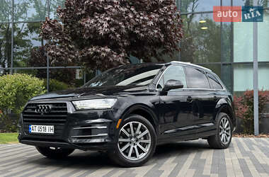 Позашляховик / Кросовер Audi Q7 2018 в 