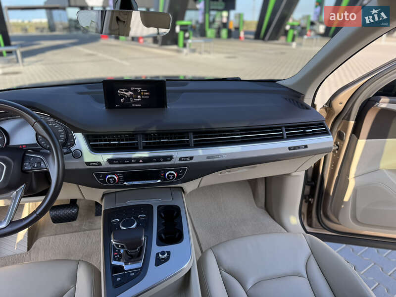 Внедорожник / Кроссовер Audi Q7 2018 в Николаеве