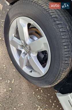Позашляховик / Кросовер Audi Q7 2014 в 