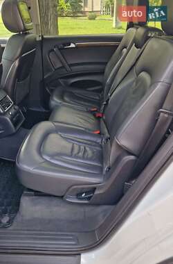 Позашляховик / Кросовер Audi Q7 2014 в 
